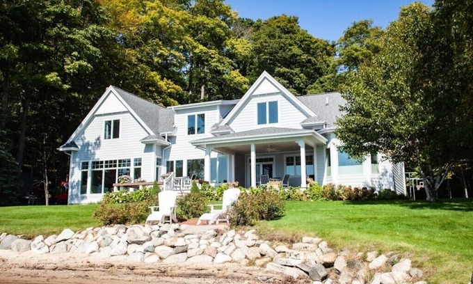 Empire Casa | Glen Den - Spectacular Views of Sleeping Bear Dunes, Luxury Lakefront Home