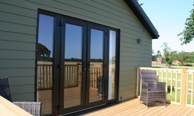 East Dereham Cabina | Glencraig - Cabin Hideaways Ltd