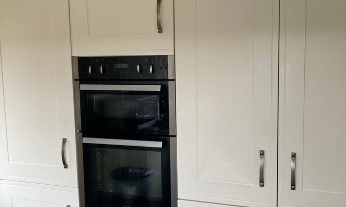 Mapperley Casa | Glendale house cosy family home