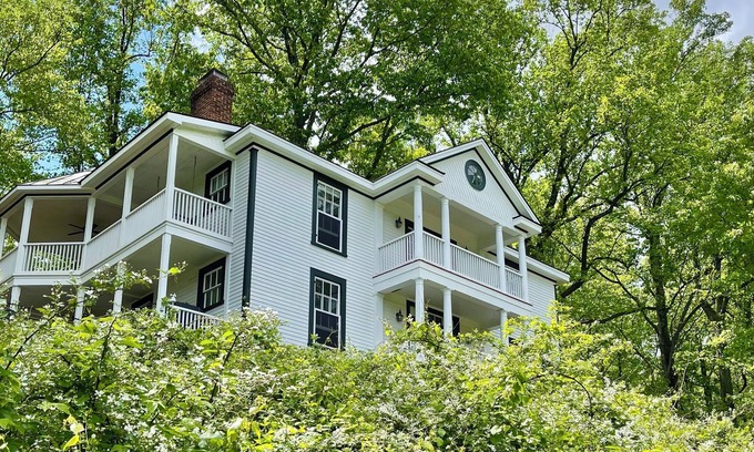Stanardsville Casa | Glendale Mountain Home