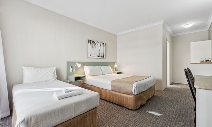 Glenelg Hotel | Buffalo Motor Inn