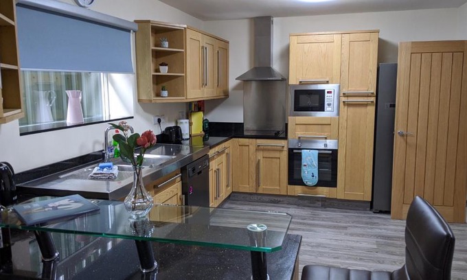 Llangefni Casa | Glennydd House