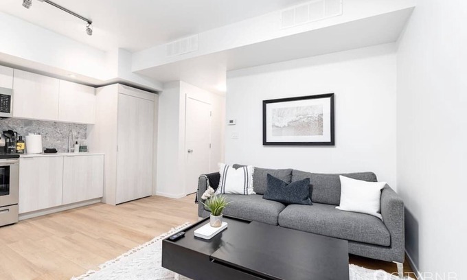 Jasper Place Apartamento | Glenwood. BSMT Suite. Sleeps 2. Brand new.