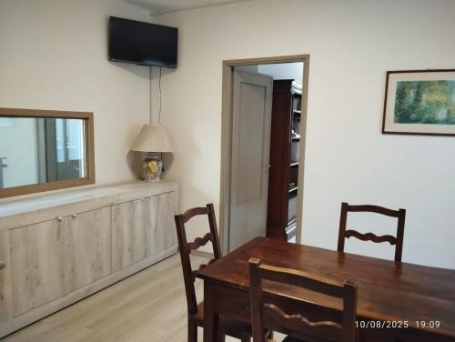 Aosta Apartamento | Glicine