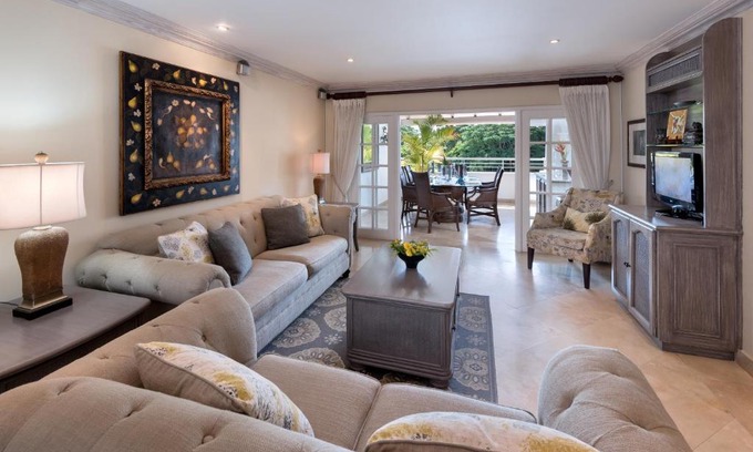 Porters Villa | Glitter Bay 306 - The Princess Penthouse