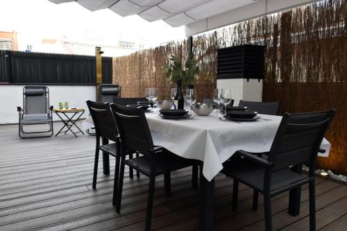 Pueblo Nuevo Apartamento | Global Homes Calle Alcalá