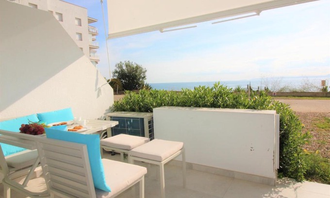 Almadraba-Canyelles Apartamento | Global Immo 1037 MEDA CHICA BX