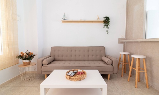 El Grau de Moncofa Chalet De Esquí | Global Properties: Vivienda con 3 habitaciones y terraza en Moncofar