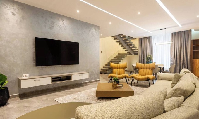 Santeo Villa | Gloria's Court-BlueWaters