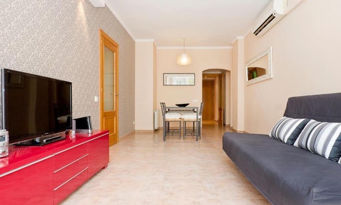 El Clot Apartamento | Glorias:Sagrada Familia 15 minutos - Playa 20 minutos