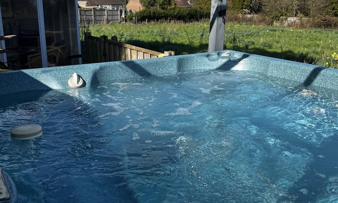 Isle of Thanet Casa | Fabuloso y cómodo apartamento de dos habitaciones con jacuzzi 20 minutos a Lyme Regis