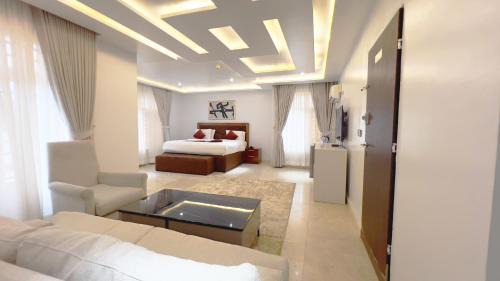Wuse 2 Hotel | Glovis Luxury Suites