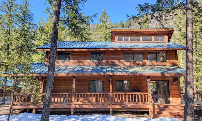 Mazama Cabina | Goat Wall Retreat - Serene Cabin Getaway