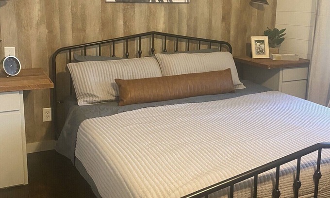 Canton Casa | Goat Wheel Farmhouse