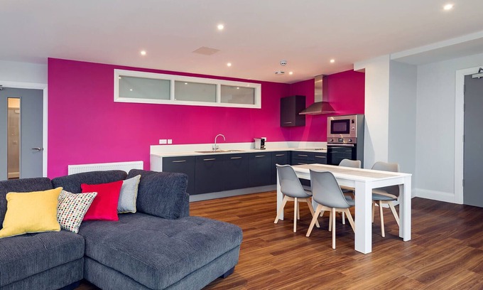 Newry Apartamento | 2-Apartamento-Ejecutivo-Baño Privado-Vista a lugar emblemático