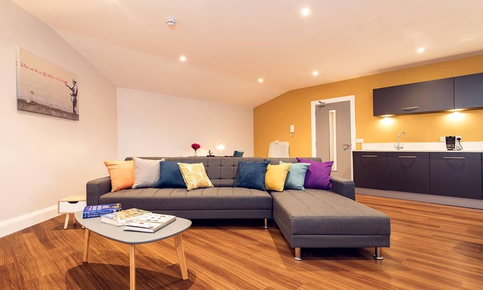 Newry Apartamento | 3-Apartamento-Clásico-Baño Privado-Vista a la Ciudad