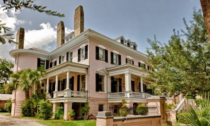 Historic Downtown Savannah Casa | Godley Manor