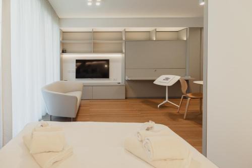 Gioia Apartamento | GoHost - Stylish Apartment 10 Min from Central Station