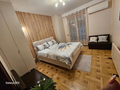 Kragujevac Apartamento | Gold Studio