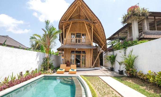 Penestanan Villa | Golden Bamboo