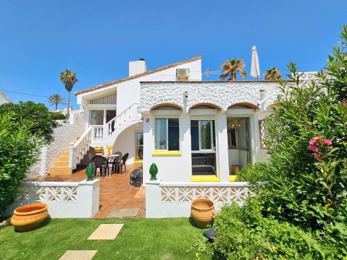 Bahia Dorada Chalet De Esquí | Golden Bay beach house by Lica