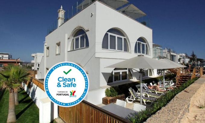 Praia de Faro Casa | Golden Beach Guest House & Rooftop Bar