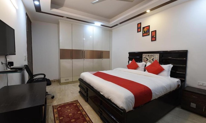 South Extension Casa | Golden Bed and Breakfast- High Quality Rooms in South Ex-1 D Block