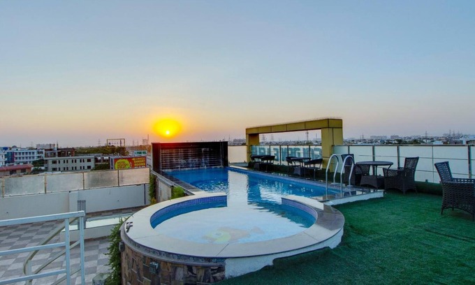 Jaipur Hotel | Golden Eagle By wizowll Group of hotels