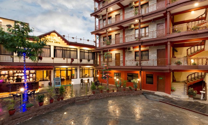 Pokhara Hotel | Golden Gate Hotel