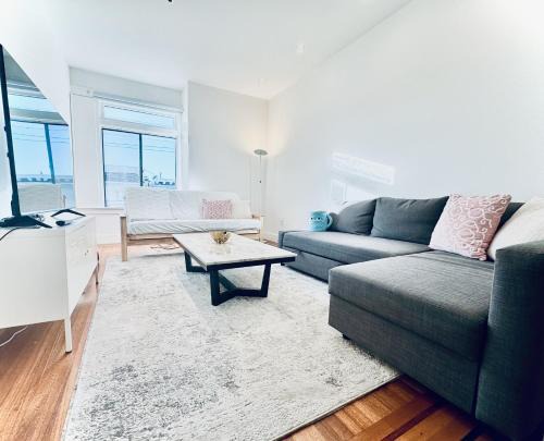 Inner Richmond Casa | Golden Gate Park Luxury 4BR - 2BA in San Francisco