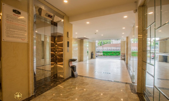 Hai Ba Trung Hotel | Golden Hotel 2