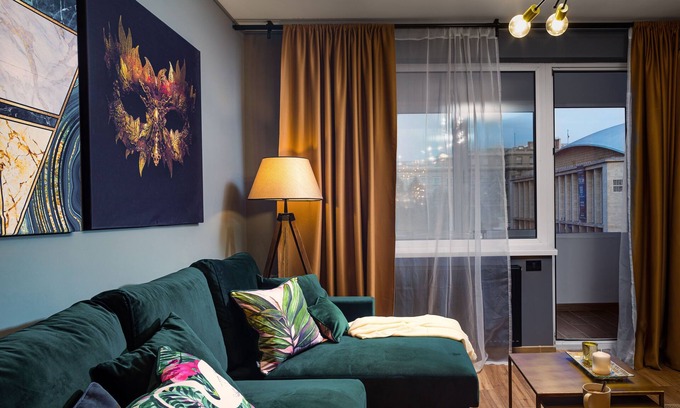 Bucharest City-Centre Apartamento | Golden Hour - One Bedroom - Next to Cismigiu Park and Victoria Avenue
