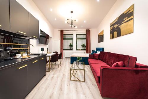 Zielona Gora Apartamento | Golden Moonlight