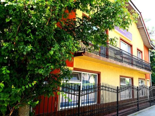 Tirgu Jiu Casa | Golden Pension