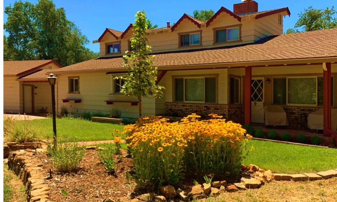 Phoenix Lake-Cedar Ridge Casa | Golden Chain Ranch en el lago Phoenix