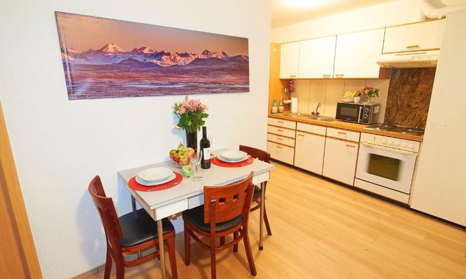 Unterseen Apartamento | Golden River