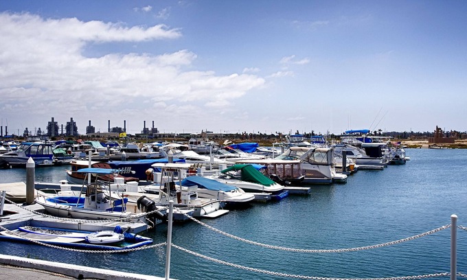 Harbor Hotel | Golden Sails Hotel