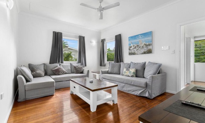 Beachmere Casa | Golden Sands at Beachmere