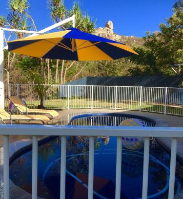 Bowen Casa | Golden Sands Beach House