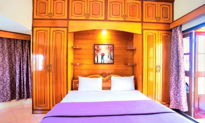 Benaulim Villa | 'Golden Sea Breeze' Beach villa
