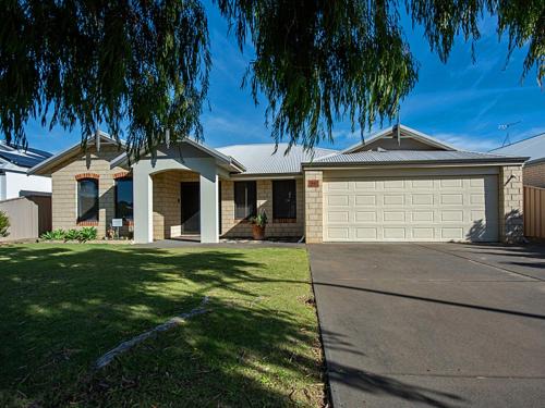Quindalup Casa | Golden Summers in Dunsborough