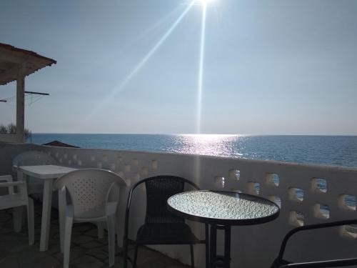 Skala Fourkas Casa | Golden sunset beach house