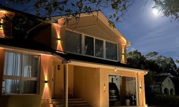 Marsfield Casa | Golden Swan Pool and Spa Smart Home with game room