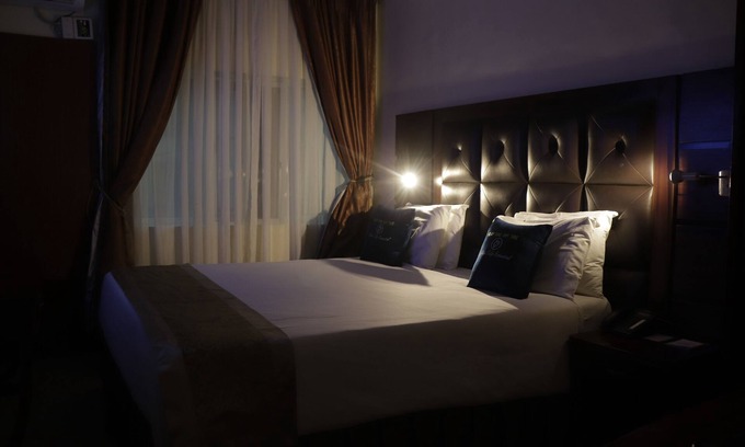 Port Harcourt Hotel | Golden Tulip Evergreen Hotel - Rivotel