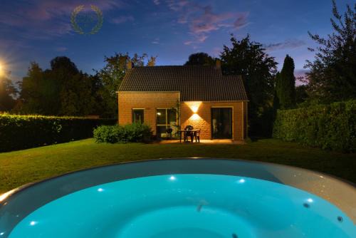 Ewijk Casa | Goldenescape 6P Vrijstaand Huis met royale tuin en Hottub
