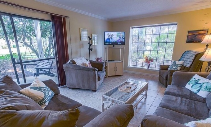 Miramar Beach Cabaña | Golf Course 93a 3 Bedroom Condo by Redawning