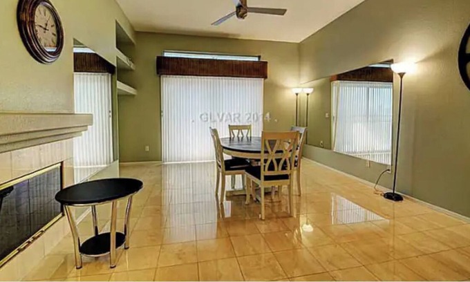 Summerlin Casa | Golf Course Front 3/3/2 home - TPC Summerlin - pool/jacuzzi - office - laundry
