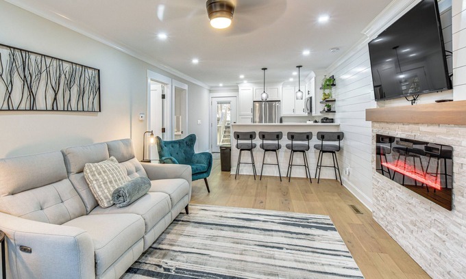 Salem Condominio | Golf Course View: Modern Keowee Key Condo!