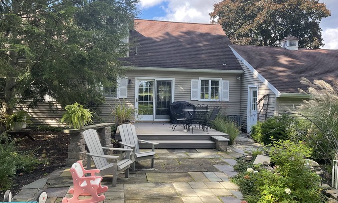 Penfield Casa | Golf Enthusiasts. Stay in beautiful peaceful home! Available May 17- May 21 2023