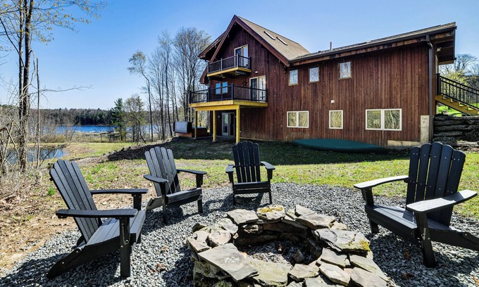 Thompson Casa | Golf, Fish & Ski: Retreat w/ Game Room in Thompson